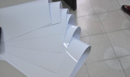 Tại Sao Nên Chọn Giấy Bristol Trong Ngành In Ấn? 4 in-san-pham-bang-giay-bristol